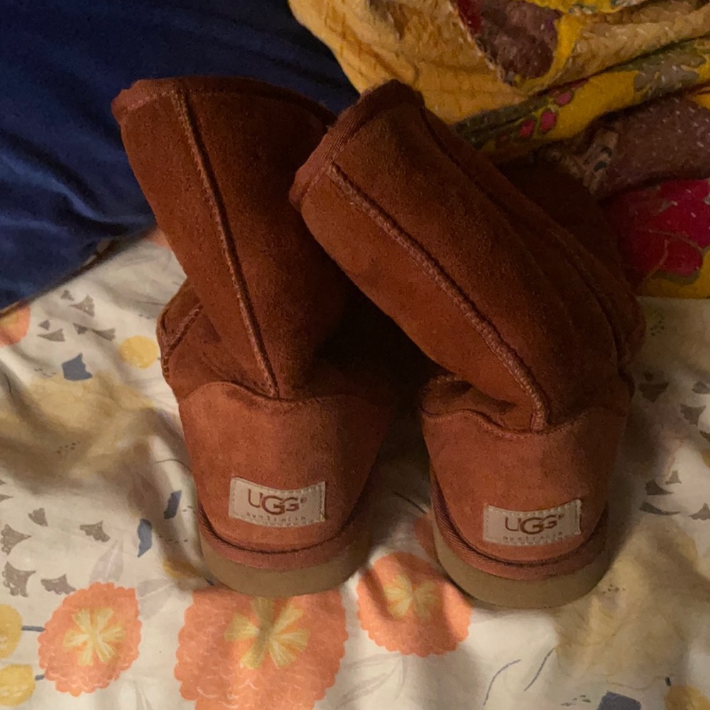 UGG boots from 2008 (barely worn)